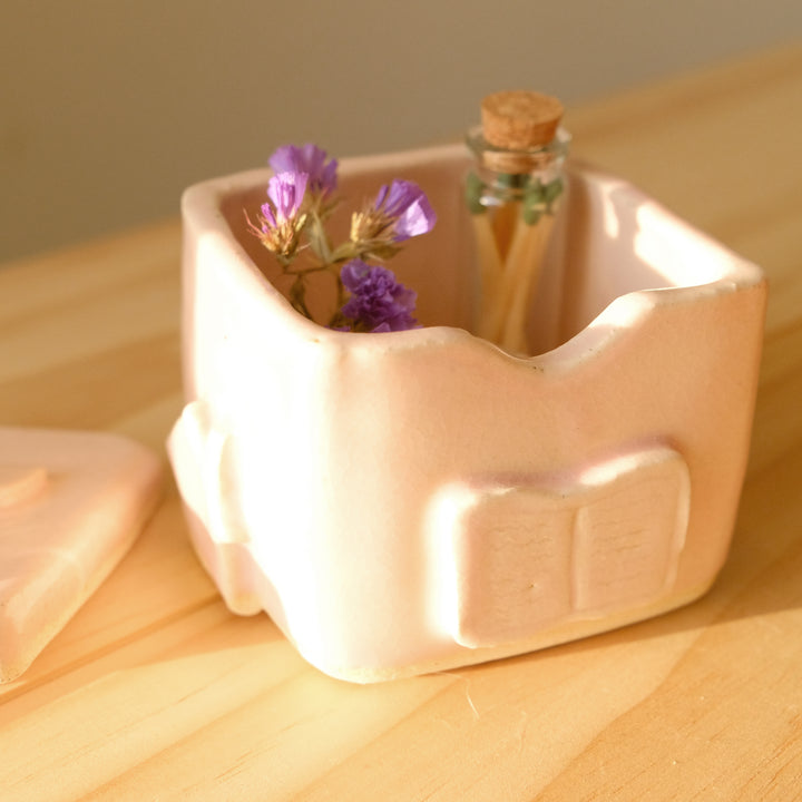 Handbuild A New Year's Intention Box