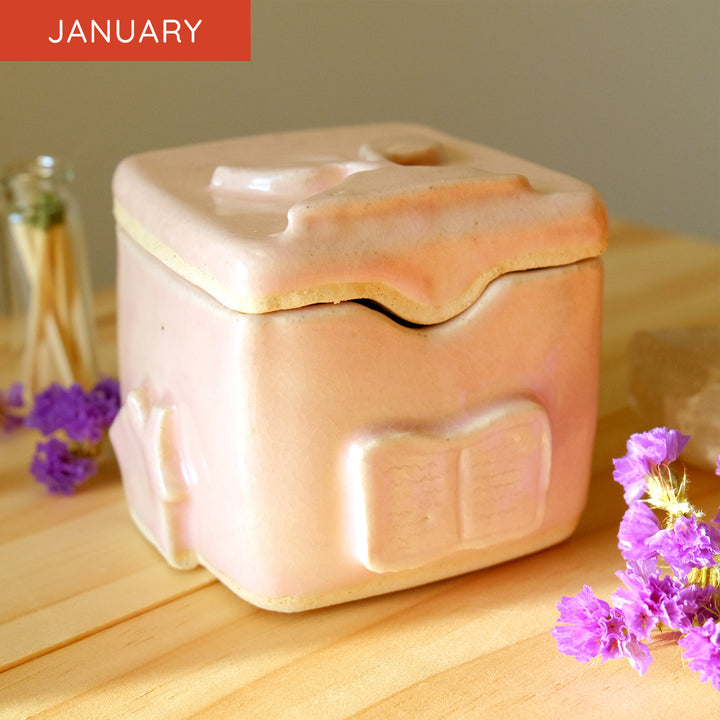 Handbuild A New Year's Intention Box